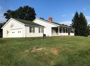 9767 Lafont Cir NE, Bolivar, OH 44612