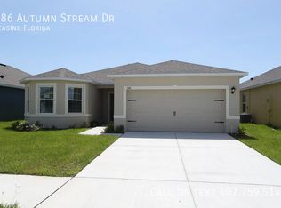 586 Autumn Stream Dr, Auburndale, FL 33823
