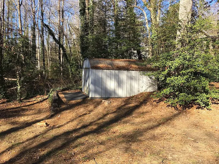 48 N Rowe Rd — Photo 5