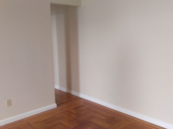 4th image of 1125 63rd St APT B16