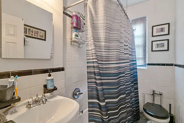 Sold by Remax City Square | media 13