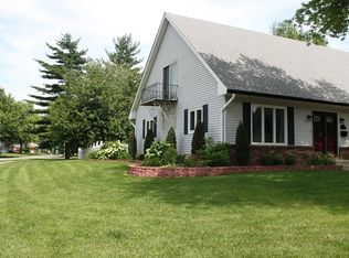 3100 Principia Dr, Springfield, IL 62704