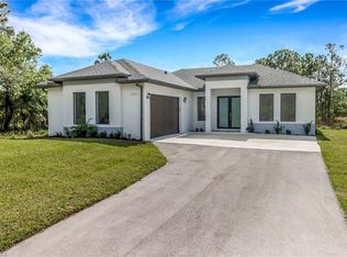 4563 10th St NE, Naples, FL 34120