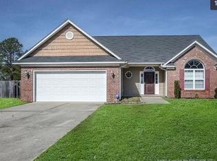 228 Belmont Dr, Raeford, NC 28376