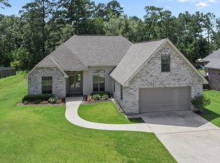 146 Beau Arbre Ct, Covington, LA 70433