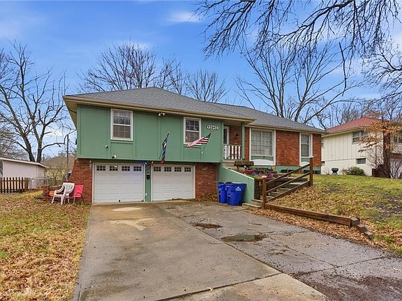 3rd image of 12912 Sycamore Ave