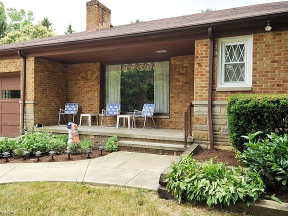 3rd image of 21695 Brookway Dr