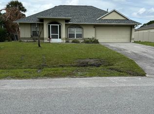 1081 Douglas St SE, Palm Bay, FL 32909