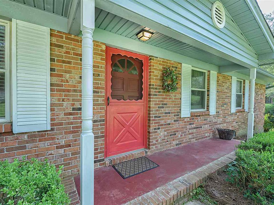 1st image of 1111 Rosewood Dr