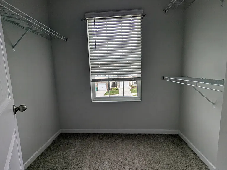 645 Longtail Ln — Photo 17