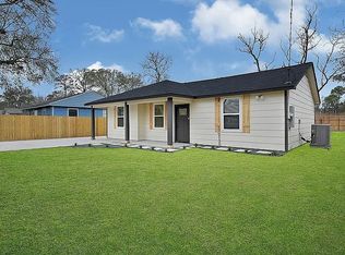 8225 Carolwood Dr, Houston, TX 77028