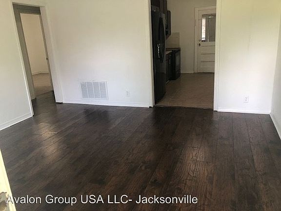 2nd image of 5119 Corsair Ave