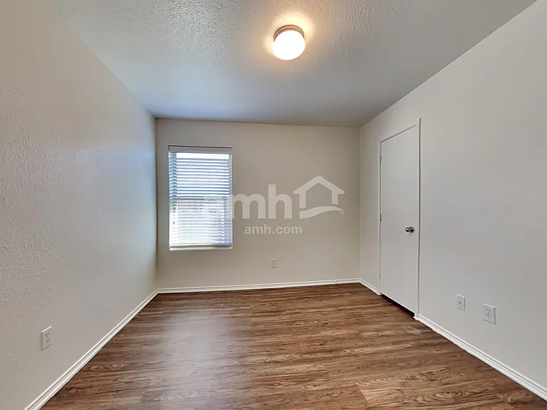 205 Arrowhead Dr — Photo 13