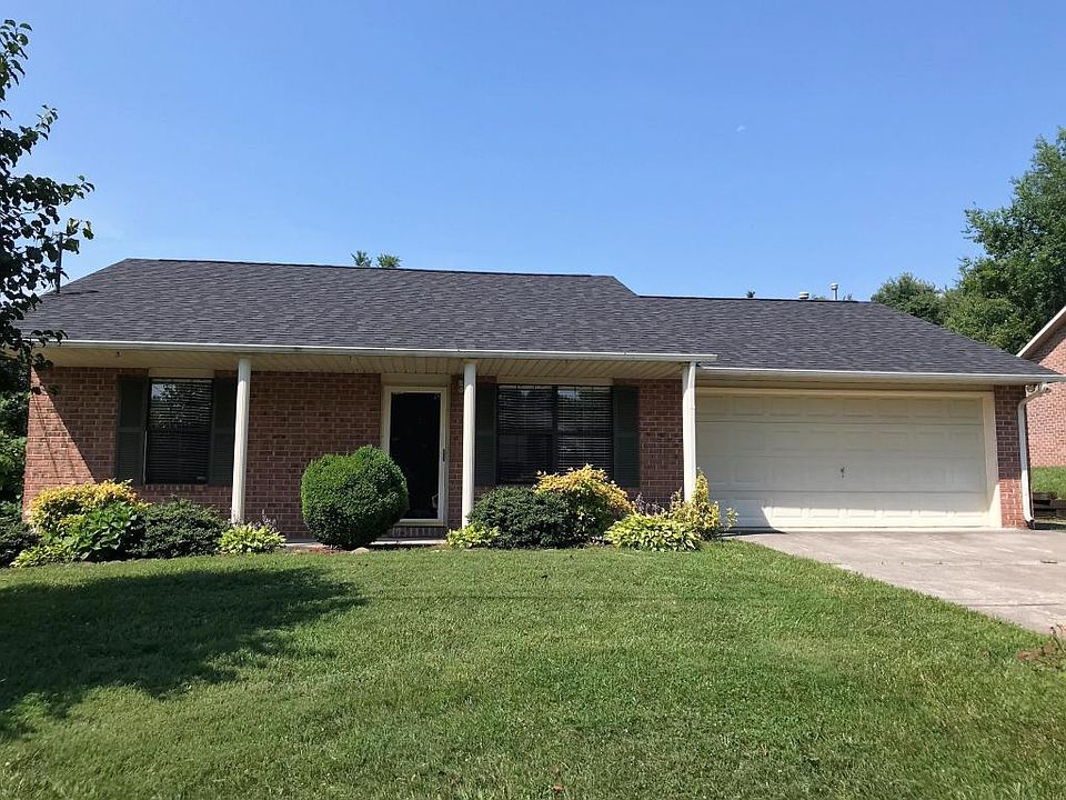 1st image of 8037 Phyllis Ln