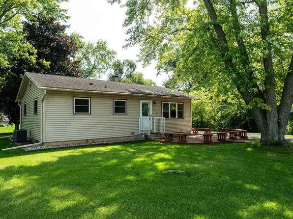 10504 S 4th STREET, Oak Creek, WI 53154