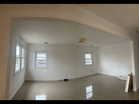 5th image of 261 Neptune Blvd Floor 2