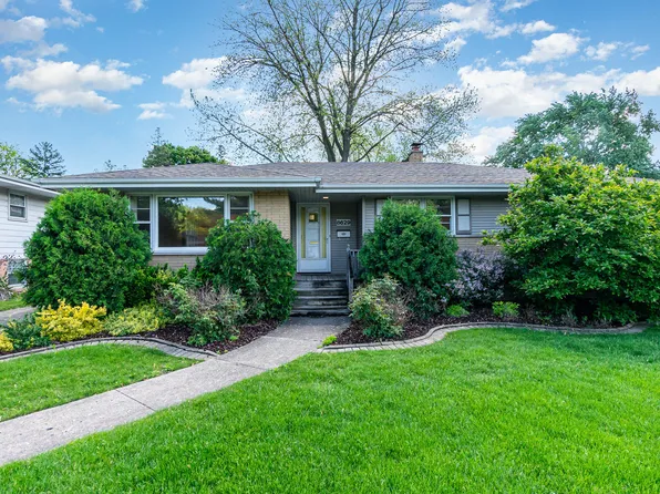 8629 Moraine Ave, Munster, IN 46321