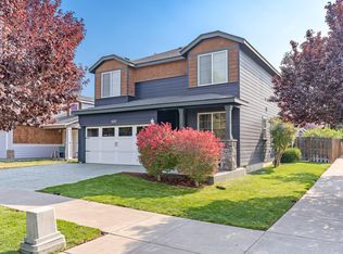2867 NE Jackdaw Dr, Bend, OR 97701