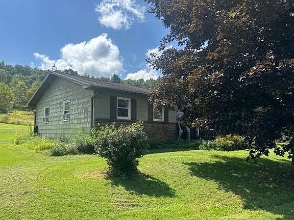 3rd image of 51 Bridalpath Ln