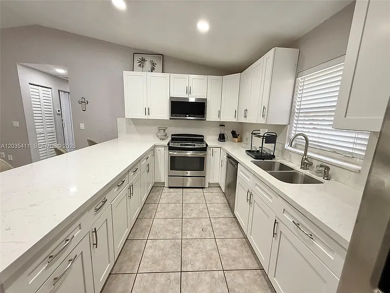 1840 Jefferson St #B — Photo 6