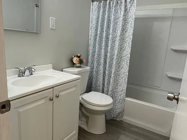 252 Spring St #23 — Photo 8