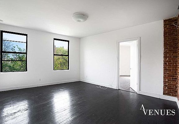2nd image of 565 W 170th St #3A