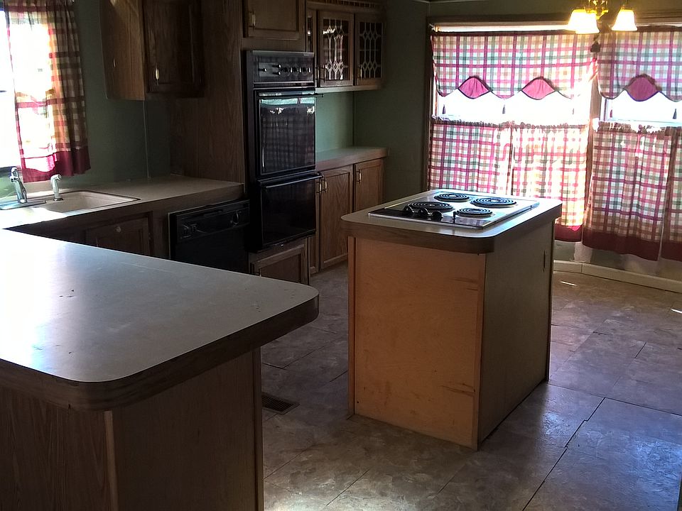 1st image of 4520 Chapel Hill Dr