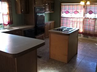4520 Chapel Hill Dr, Hillsboro, MO 63050