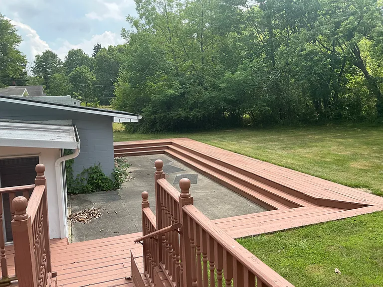 3732 Maplecrest Ave — Photo 47