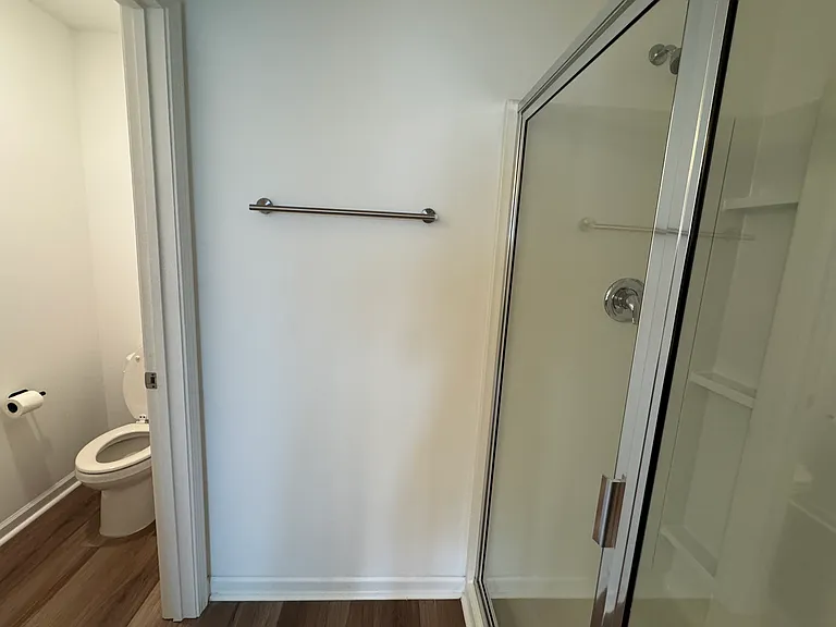 5104 Cambrey Dr — Photo 11