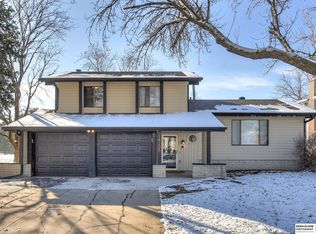 14205 Adams St, Omaha, NE 68137