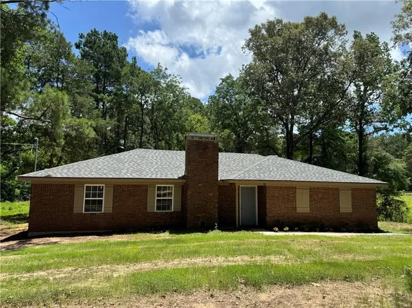 154 Lakeway Rd, Coushatta, LA 71019
