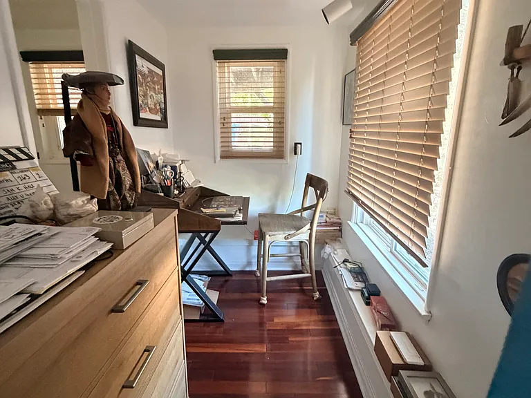 8625 Delmonico Ave — Photo 25