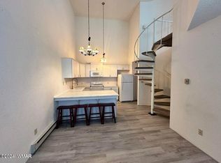 2700 S White Mountain Rd APT 826, Show Low, AZ 85901