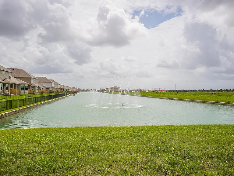 3331 Rosselli Brush Dr — Photo 32