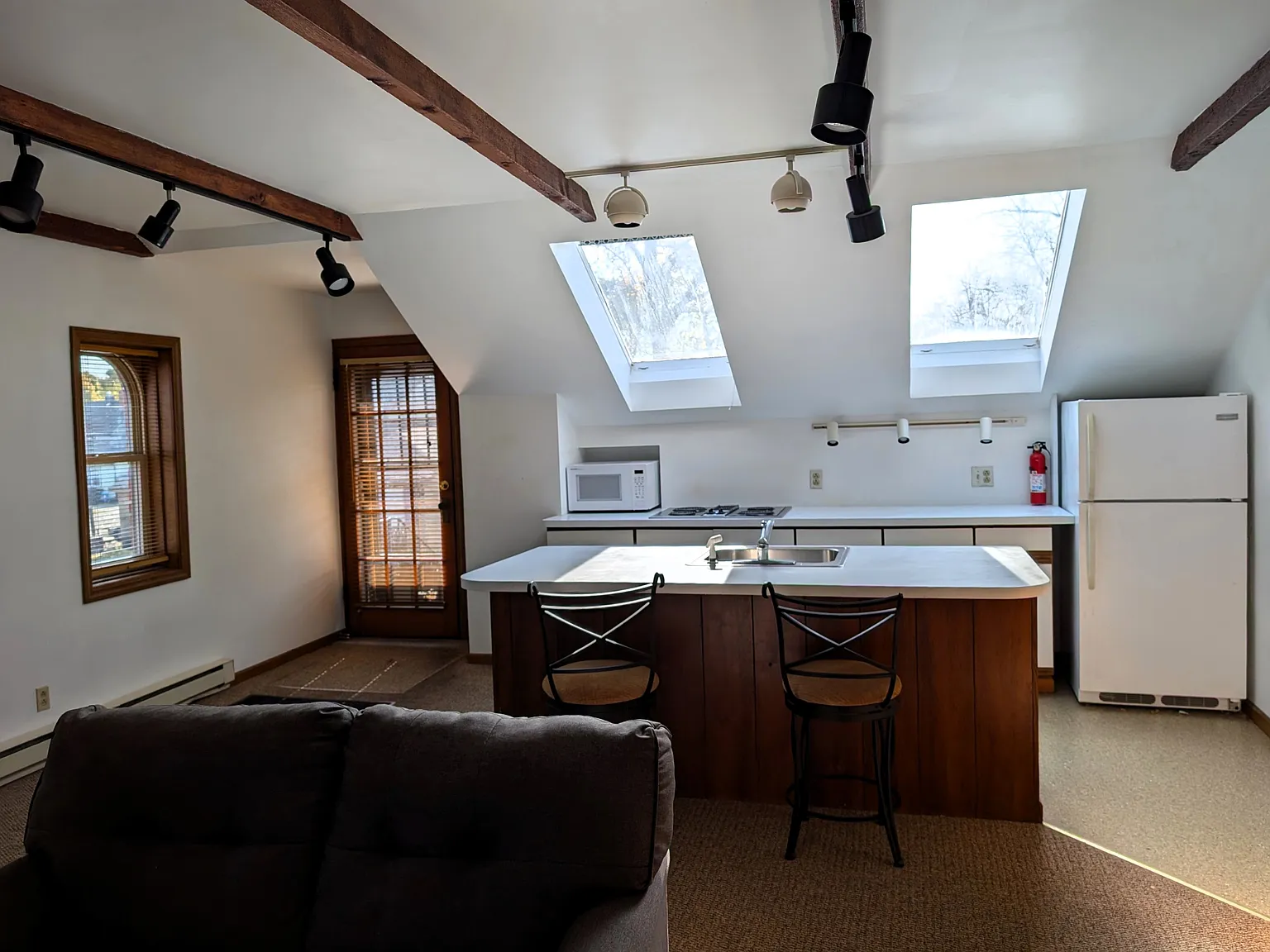 Studio, 518 sqft, $1,095 — Photo 1