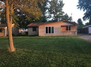 753 W New Monee Rd, Crete, IL 60417