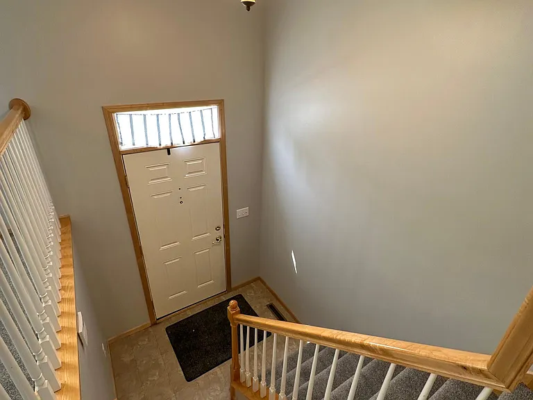 15830 Frisian Ln — Photo 8