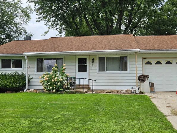 216 Victoria Dr, Greenville, OH 45331