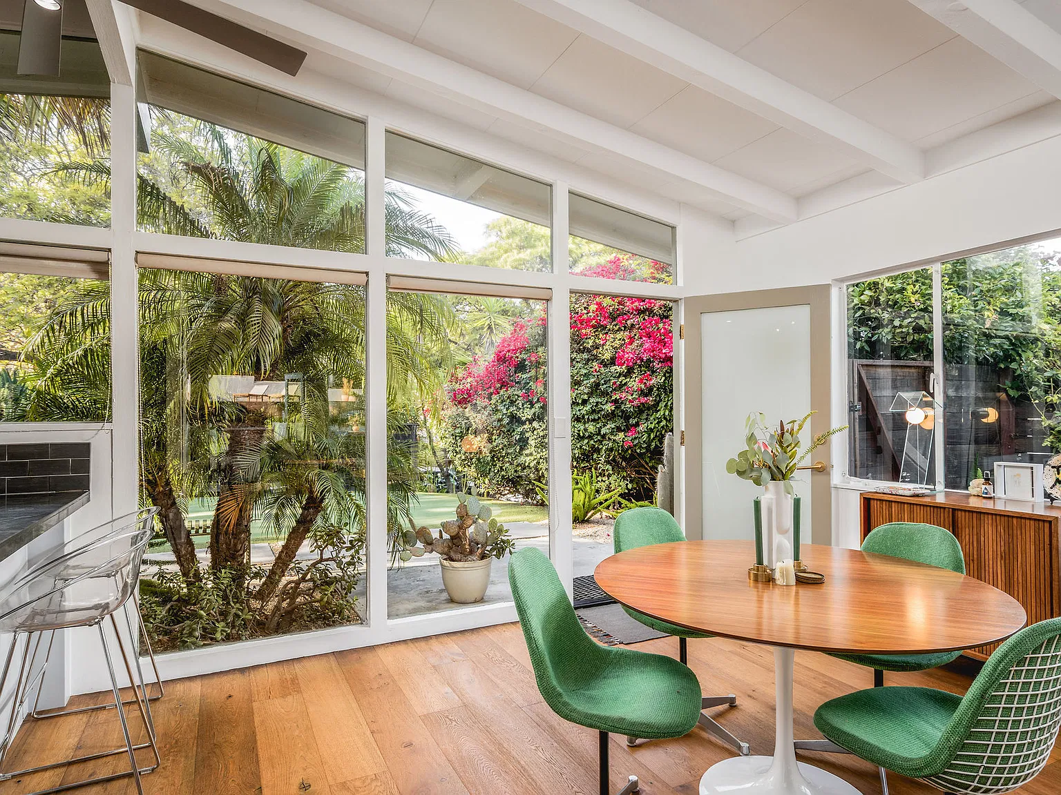 W Valerio St, Santa Barbara — Photo 4