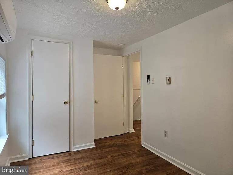 112 E Pall Mall St #2 — Photo 13