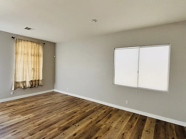 917 Coldwater Falls Way — Photo 4