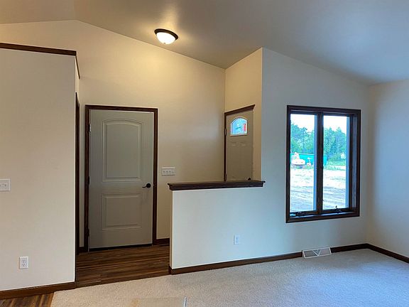 3rd image of 1646 Balsam Ct