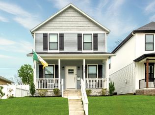 922 N Hill St, South Bend, IN 46617