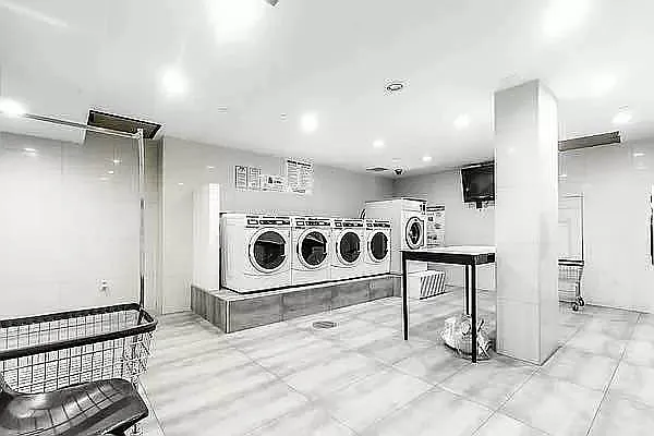 Rented by Metropolitan Property Group | media 8
