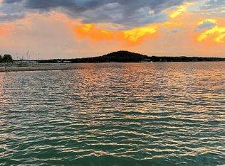 721 N Shore Dr, Cisco, TX 76437