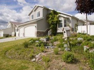 8896 S Aspen View Dr, West Jordan, UT 84081