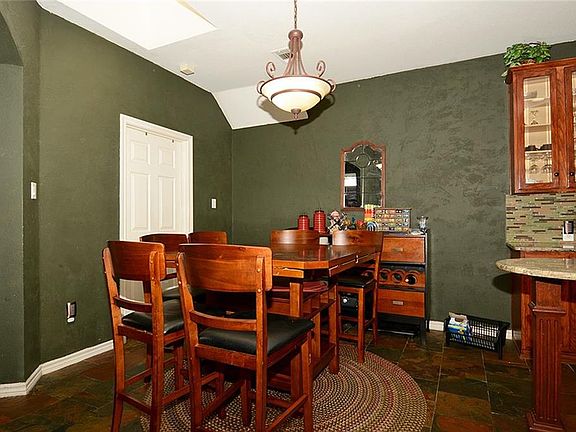 4th image of 8409 Catskill Ct