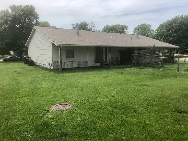 1532 N Maybelle Pl — Photo 15