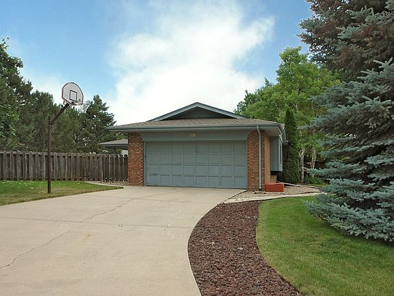 Side Load Garage